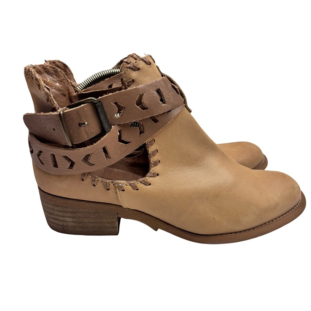 Musse & Cloud Anthropologie Tan Leather Sandals Sz 8